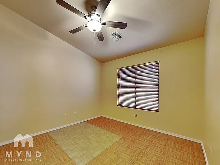 12813 W Aster Dr — Photo 13