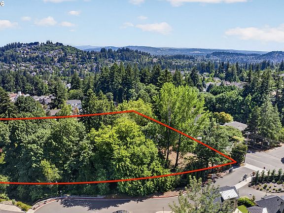 5th image of 12510 SE Mount Scott Blvd