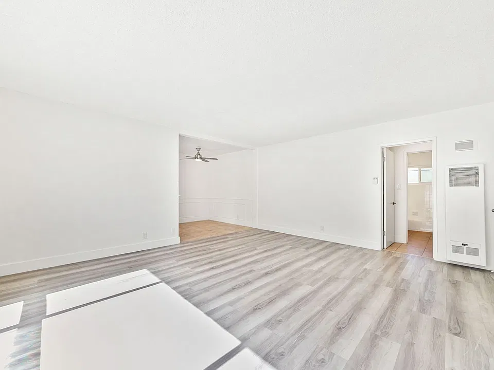 Potomac 3850 LLC