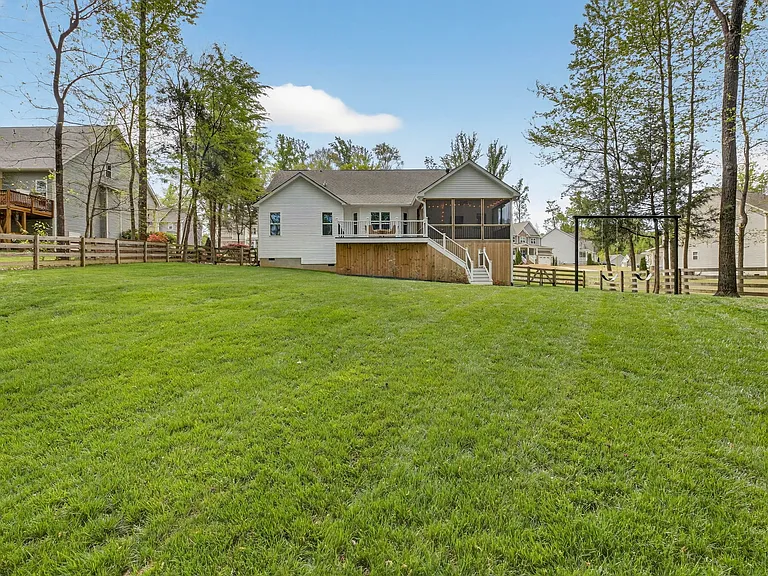 313 Laurel Oaks Dr — Photo 45