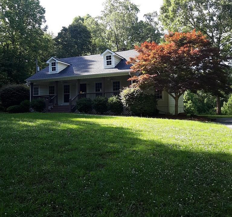 2nd image of 789 Morgan Rd