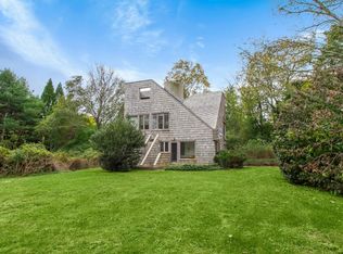 8 E Hollow Rd, East Hampton, NY 11937
