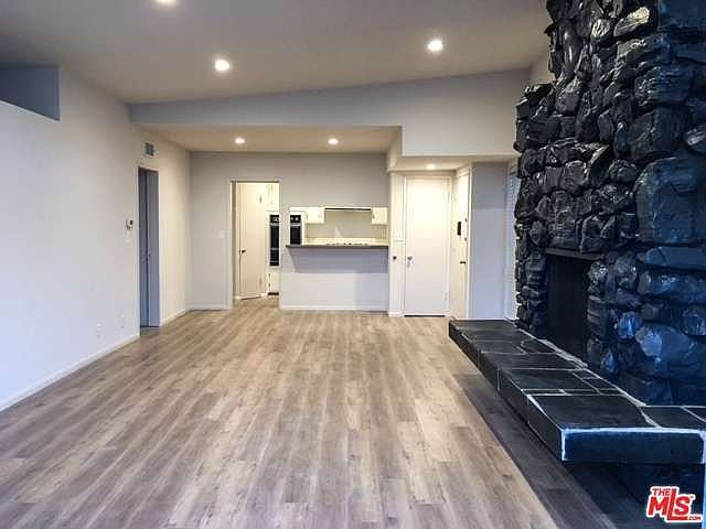 1st image of 11959 Gorham Ave APT 4