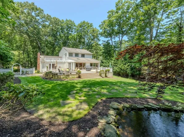 129 Oakwood Road, Port Jefferson, NY 11777