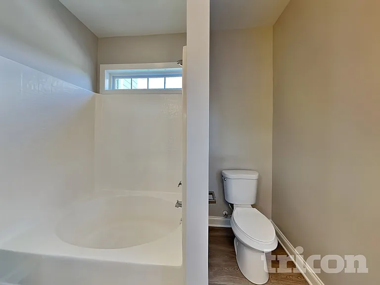 13528 Swinton Rd — Photo 8