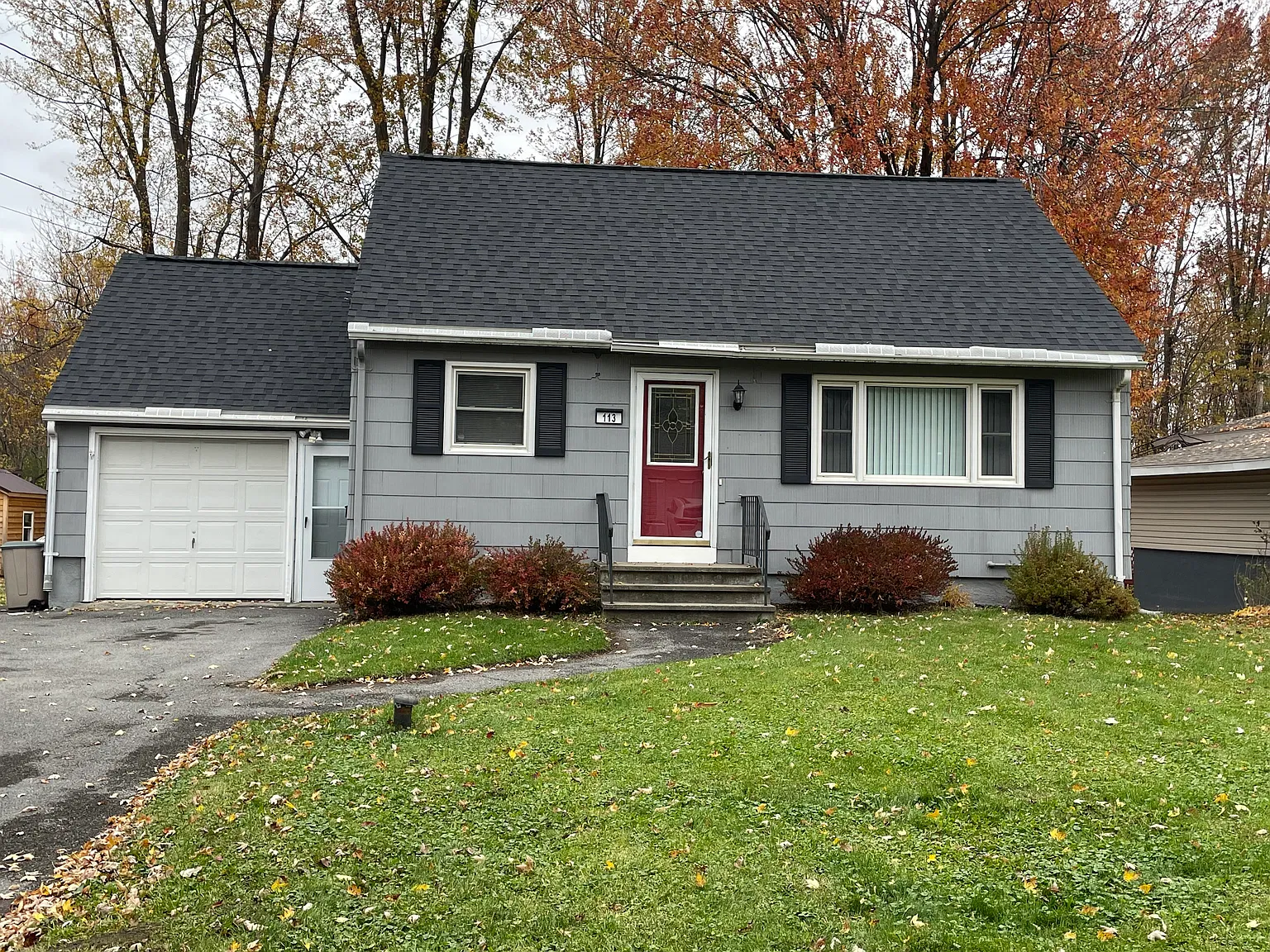 3 bed, 1080 sqft, $2,000 — Photo 1