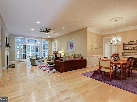 4th image of 3720 Glen Eagles Dr