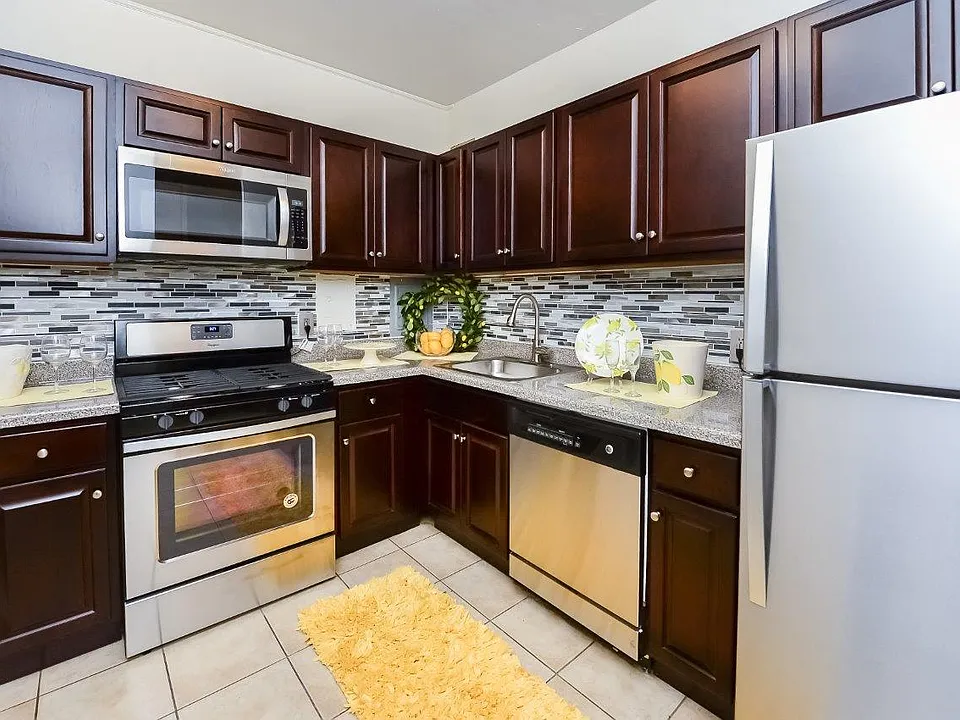 Riverside Towers Apartment Homes