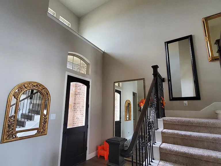 810 Elm Park Dr — Photo 12