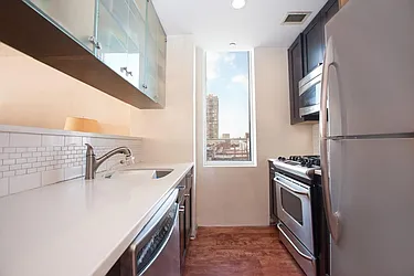 Rented by Space Marketing Shop