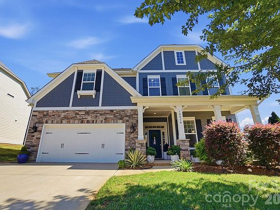 2nd image of 10079 Fox Trotter Ln