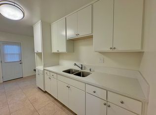 4048 Manhattan Beach Blvd., Lawndale, CA 90260