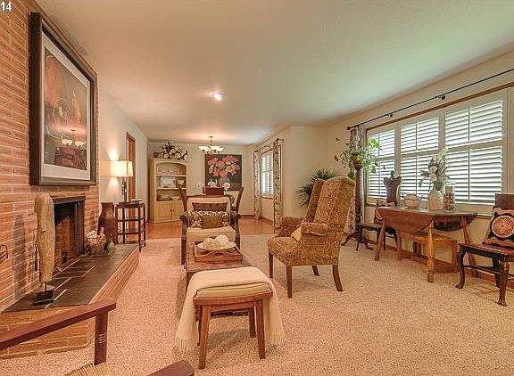 2nd image of 16324 SE Hillside Ln