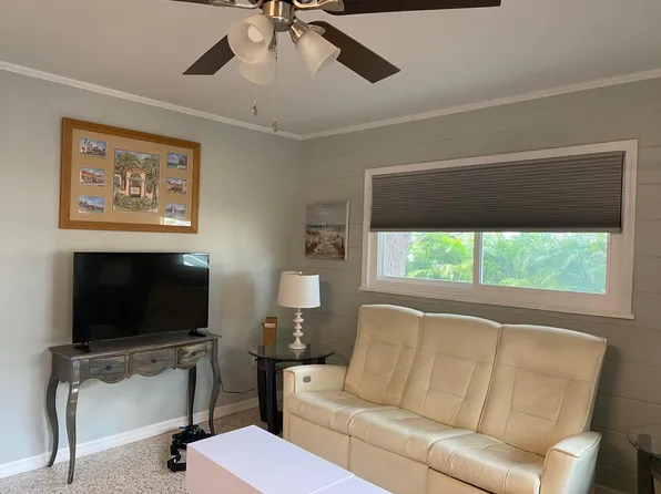 505 Barcelona Ave, Venice, FL 34285