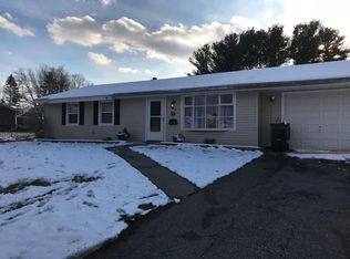 59 Smoke Rise Cir, Swansea, MA 02777