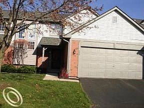 1st image of 555 Winwood Ct #1