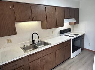 1320 Van Hoesen Rd, Castleton On Hudson, NY 12033