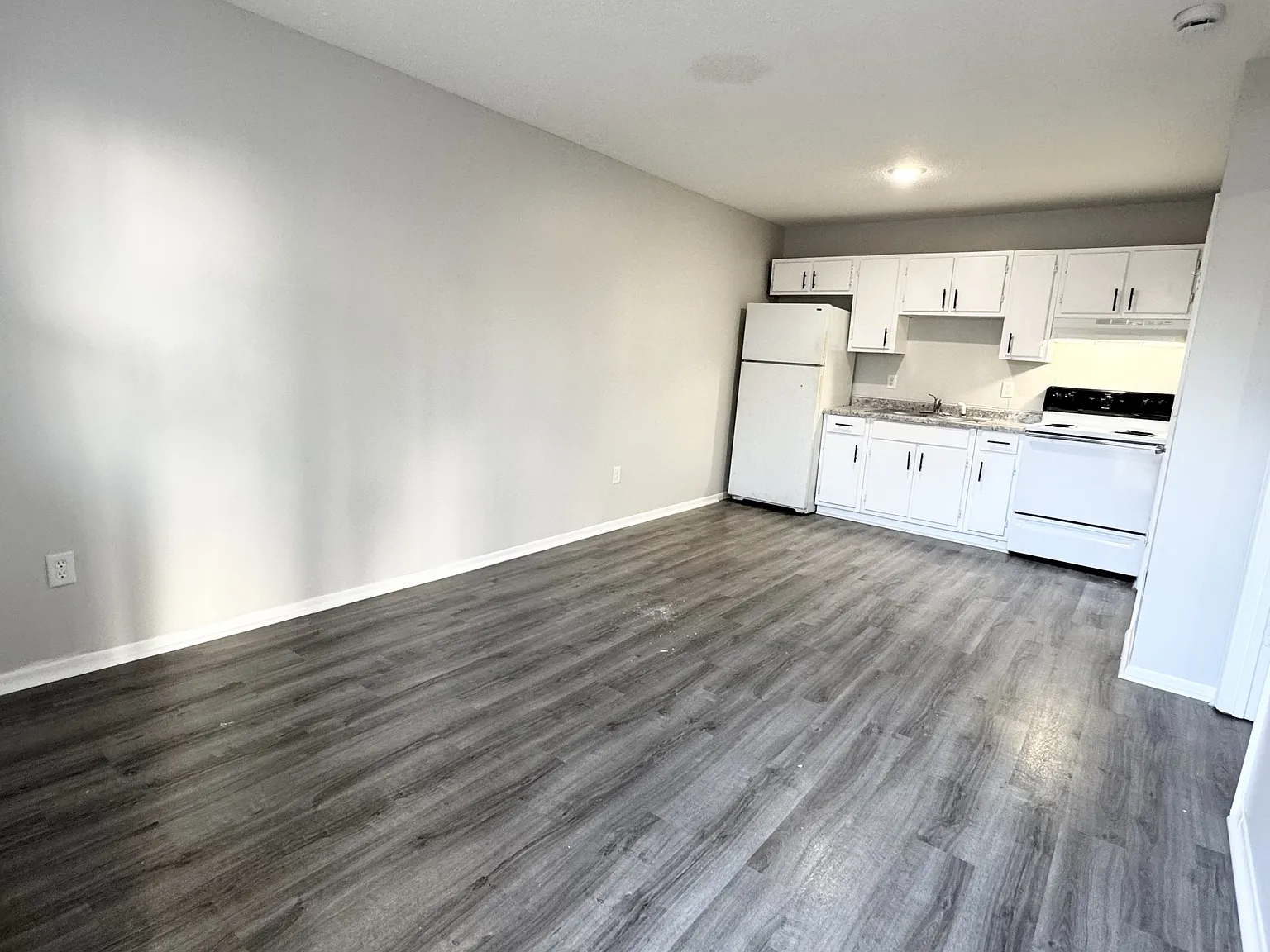 1711 McConnell Avenue - 3 — Photo 2