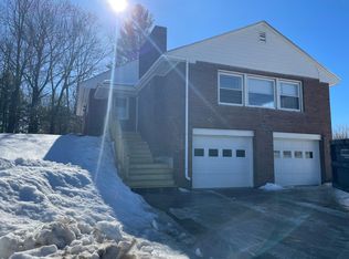 355 Mosher Rd, Gorham, ME 04038