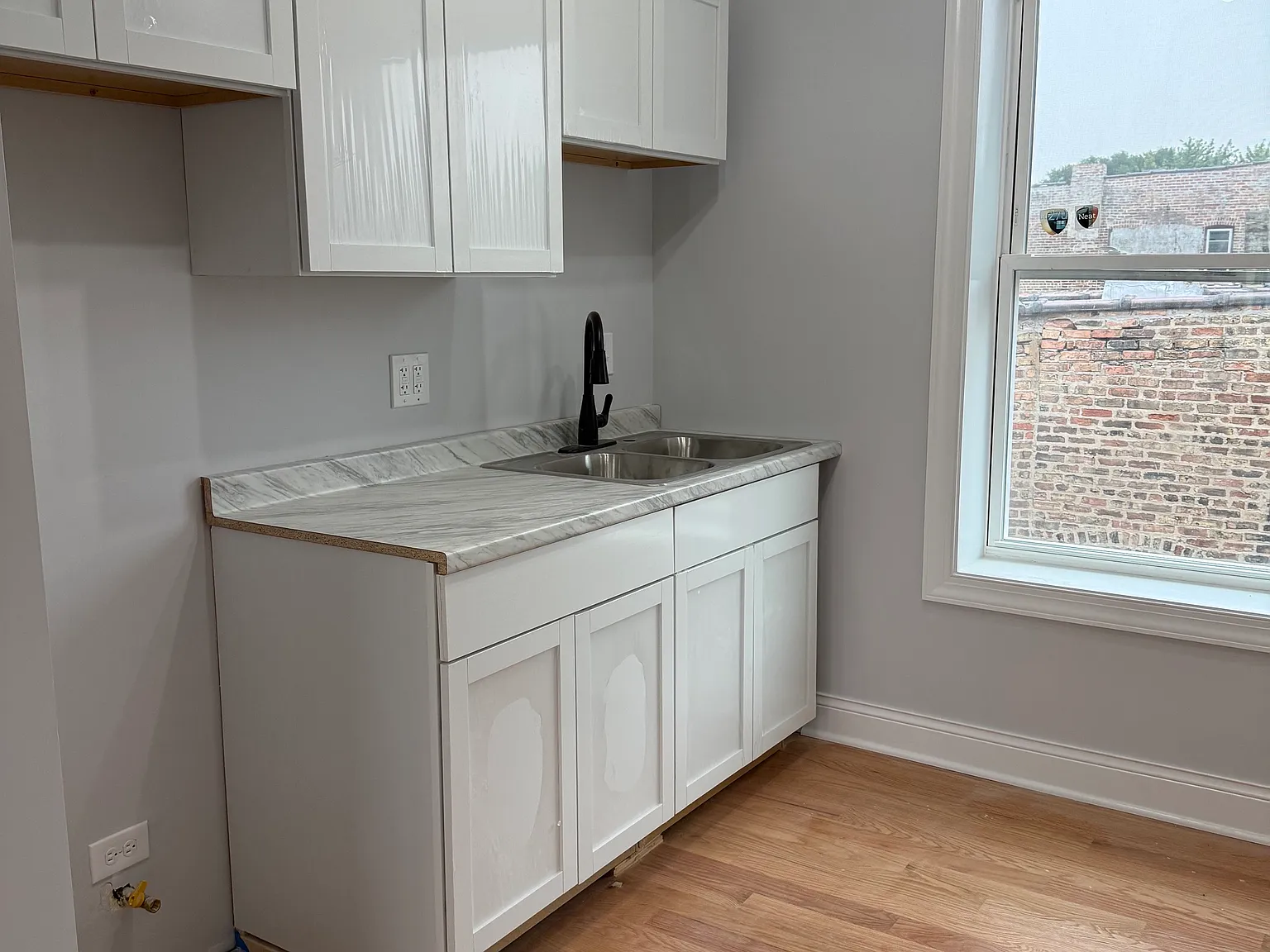 2 bed, 900 sqft, $1,525 — Photo 3