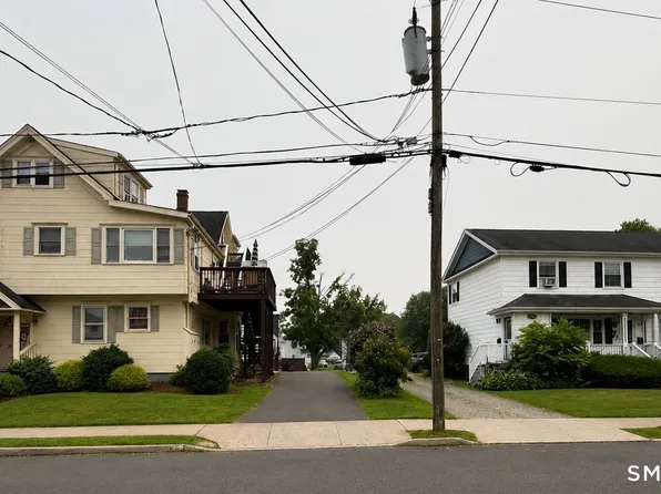 14-16 Cleveland Street, Danbury, CT 06810