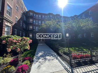 100 Queensberry St APT B, Boston, MA 02215