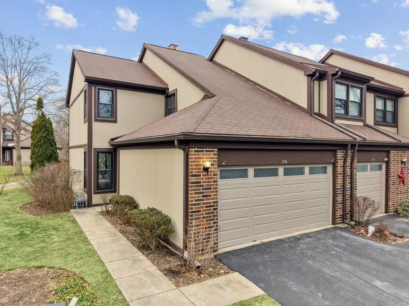236 Shadowbend Dr, Wheeling, IL 60090