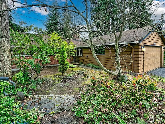 3rd image of 9325 217th Place SW