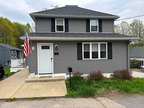 61 Sheridan St Photo 1