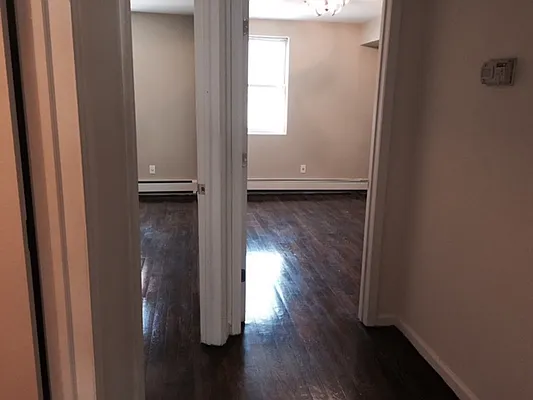 Rented by Premier Metro Realty Corp | media 54