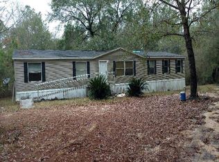 40 Sunshine Hill Dr, Perkinston, MS 39573