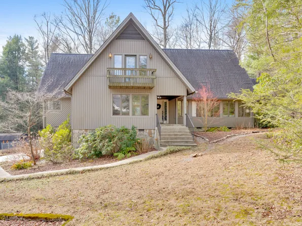 610 Parsons Ln, Signal Mountain, TN 37377