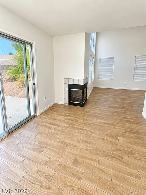 3 bed, 2.5 bath, 1434 sqft, $1,900 — Photo 4