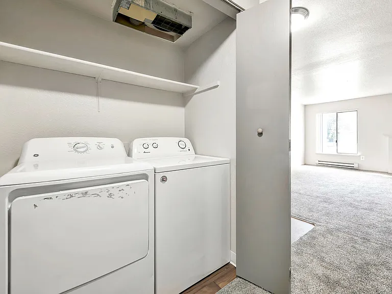 Full Size Washer & Dryer
