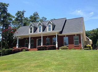 8049 Rannoch Moor Dr, Winston, GA 30187