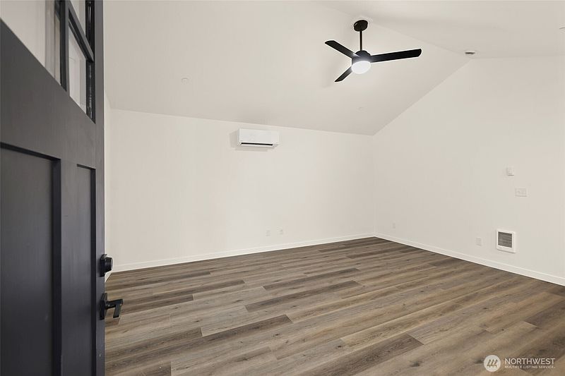 4th image of 56114 343rd Avenue Ct E
