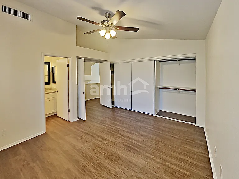 1345 N Brittany Ln — Photo 9