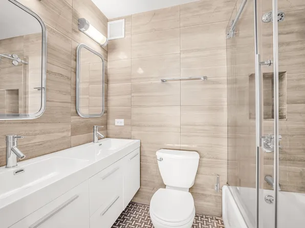 330 East 38th Street image 5 of 17