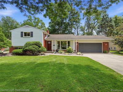 42047 Clemons Dr, Plymouth, MI, 48170