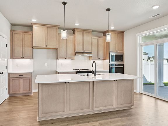 849 K ST NE by Aho Construction