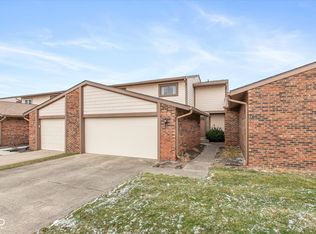 558 Cielo Vista Dr, Greenwood, IN 46143