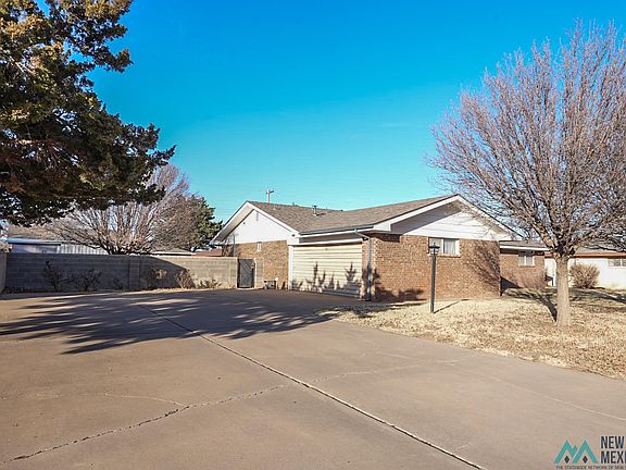 2nd image of 1308 Oakhurst Rd