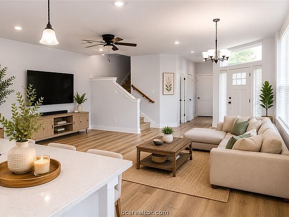 5th image of 2183 Big River St