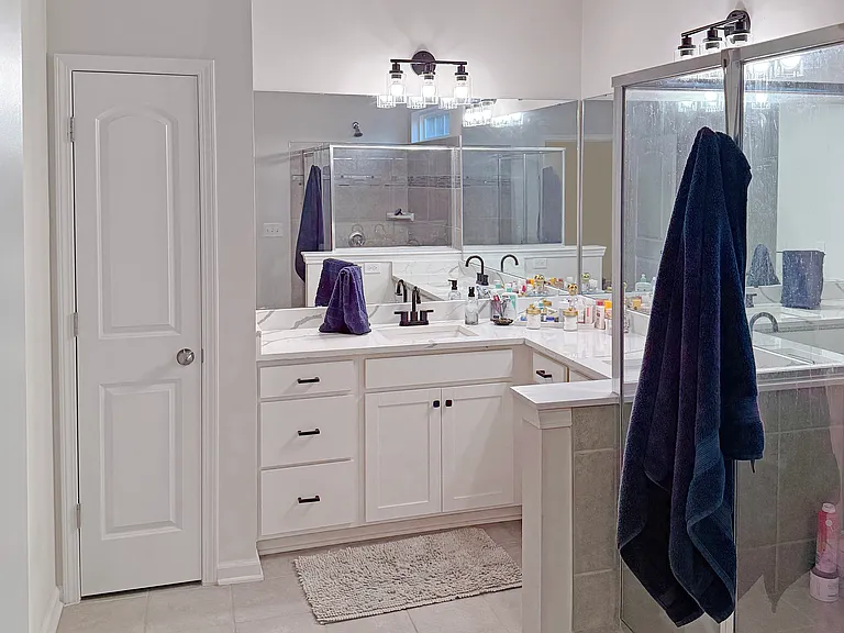 1222 Rickard Dr — Photo 3