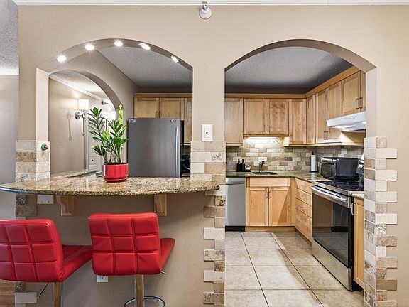 4th image of 5645 Green Circle Dr APT 108