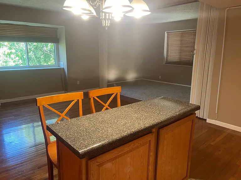 4355 Maryland Ave #433 — Photo 10