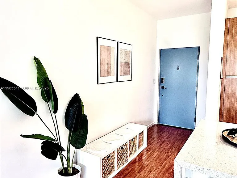101 Ocean Lane Dr #4011 — Photo 2