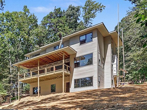 5th image of 7745 Mill Cove Rd
