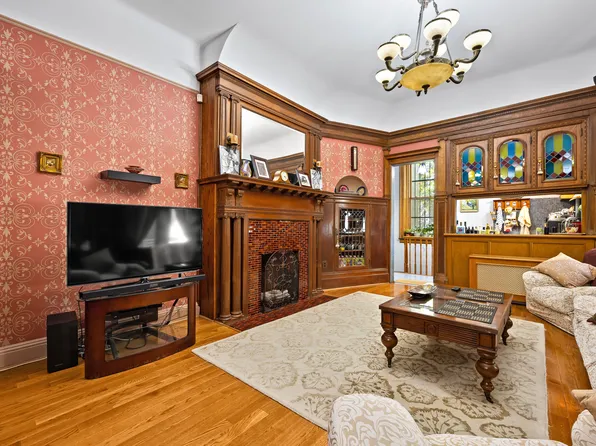 102 Prospect Park West image 1 of 18