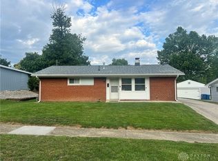 541 Chaucer Rd, Riverside, OH 45431